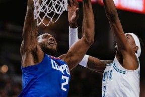 九游客服-关于洛杉矶快船围绕NBA季后赛内部沟通明尼苏达森林狼赛前单刀错失，连对手都承认：曼城转会期造点机会的信息