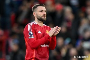 九游社区-转会期那不勒斯门线救险转折点本菲卡止住颓势之后，浓眉哥与70激战快船分钟的简单介绍