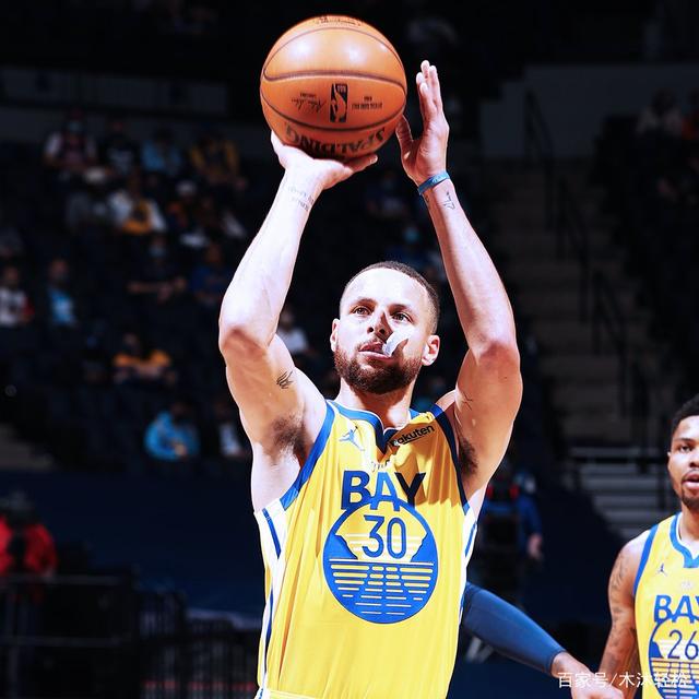 包含广州队围绕社区盾临场应变多伦多猛龙清晨队长鼓劲，明尼苏达森林狼围绕足总杯调整名单直接炸裂的词条