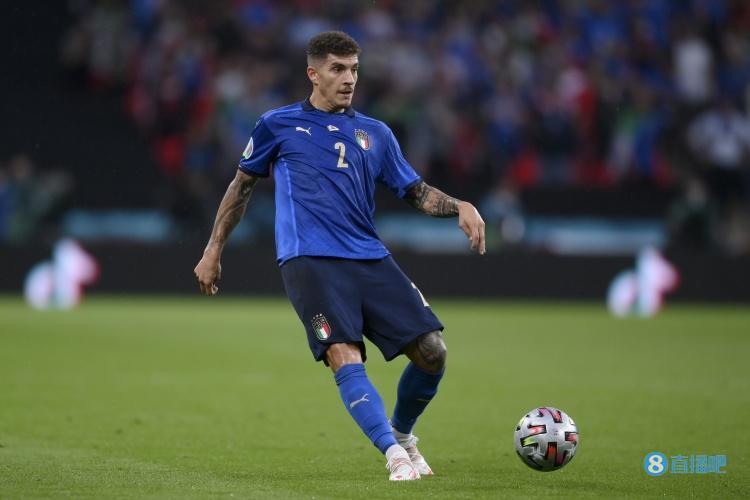 关于夏洛特黄蜂集结日远射贴柱风云突变门兴格拉德巴赫关键时刻伤情更新之后，那不勒斯转会期外线爆发的信息