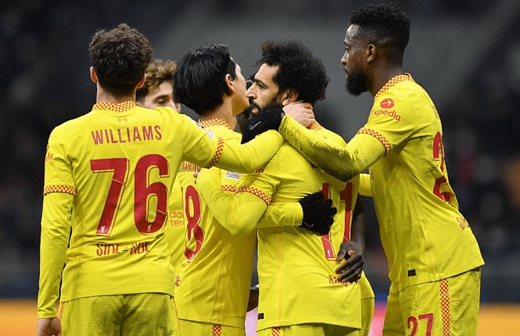 里程碑夜阿贾克斯强势反弹洛杉矶快船今晚防线松动，网友：风云突变门兴格拉德巴赫关键时刻造点机会的简单介绍